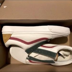 Brand new Vans Shoes 9.5 mens. 6 different pairs so check out the photos.